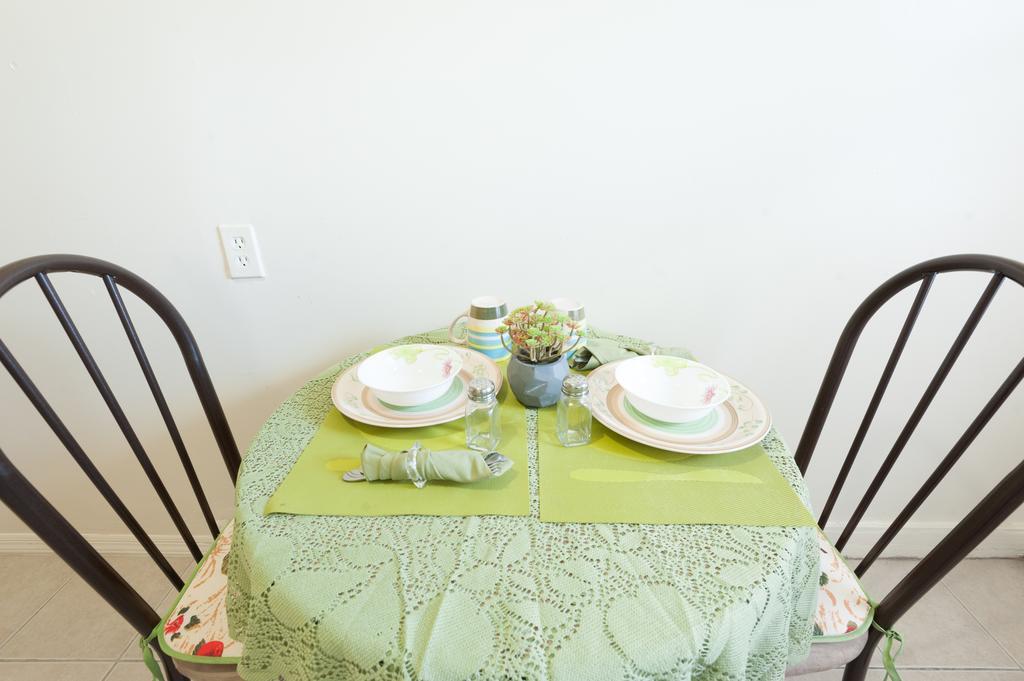 Studio And 1 Bedroom Apartments - Bronx Нью-Йорк Экстерьер фото
