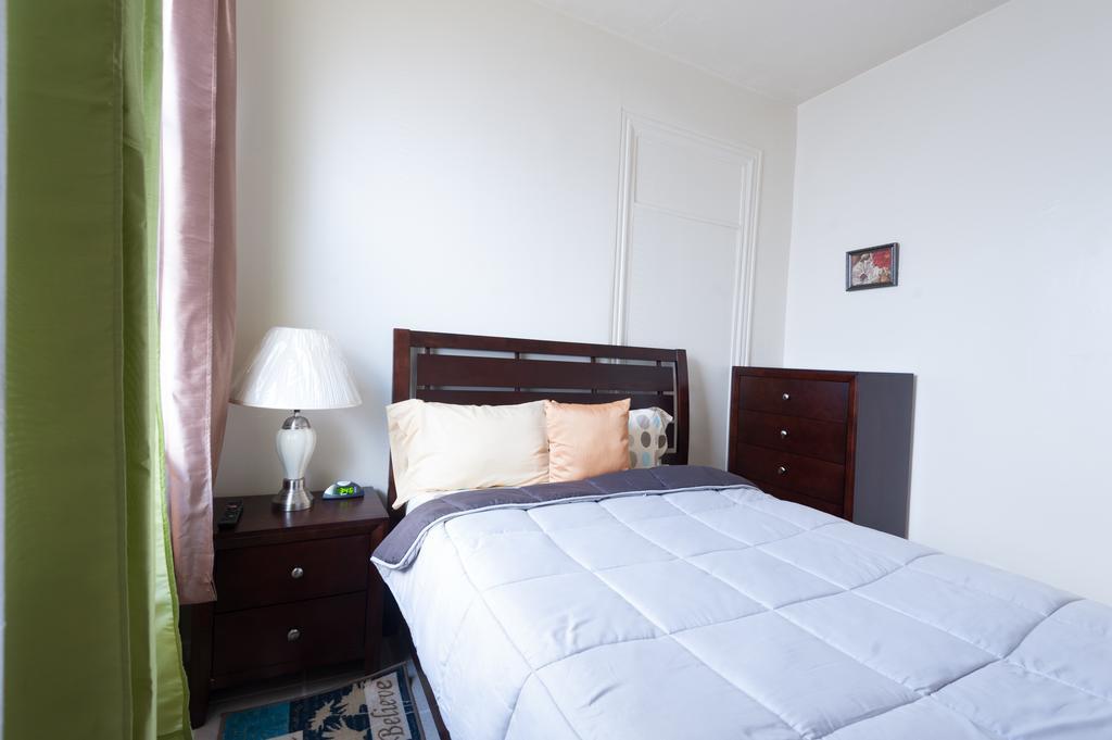 Studio And 1 Bedroom Apartments - Bronx Нью-Йорк Экстерьер фото