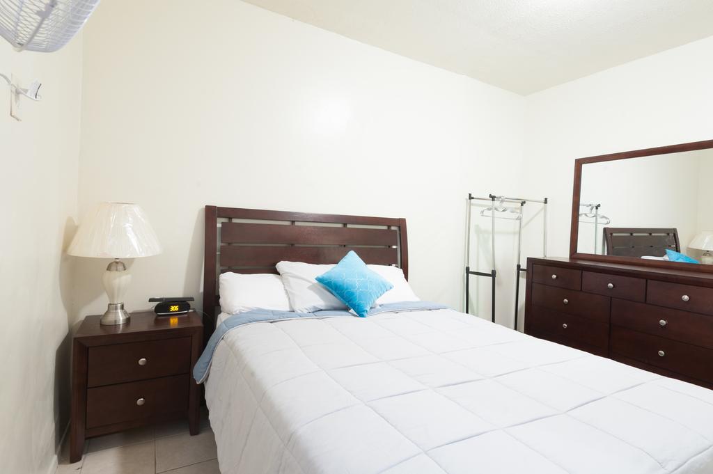 Studio And 1 Bedroom Apartments - Bronx Нью-Йорк Экстерьер фото