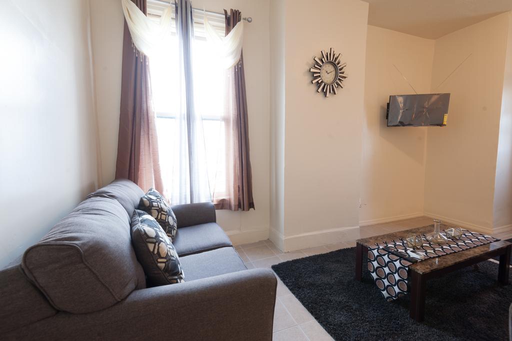 Studio And 1 Bedroom Apartments - Bronx Нью-Йорк Экстерьер фото