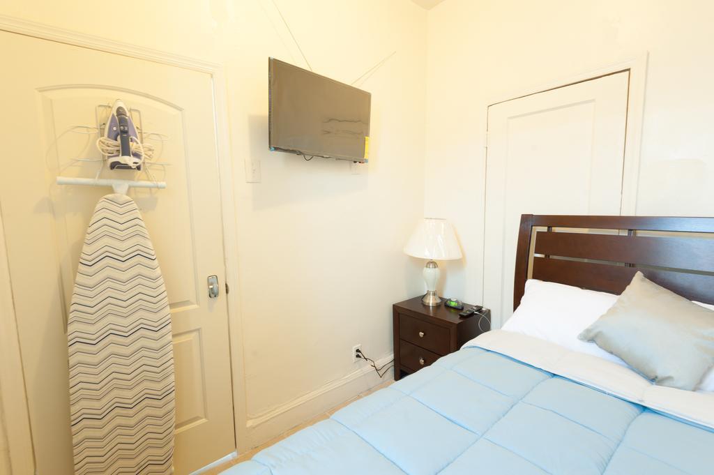 Studio And 1 Bedroom Apartments - Bronx Нью-Йорк Экстерьер фото